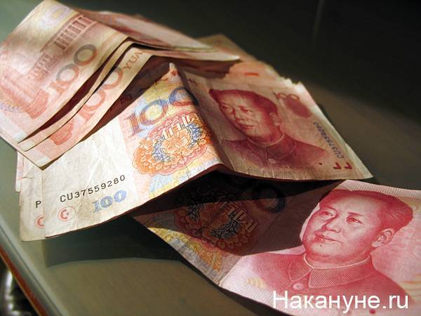 Китай на миллиарды сократил вложения в госдолг США