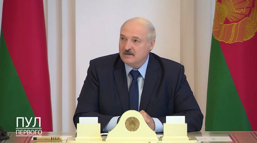 Лукашенко: мы развернули боевые подразделения на западных рубежах и привели их в боевую готовность