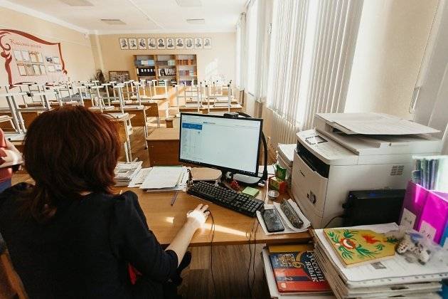 Школам России рекомендовали подготовиться к возвращению дистанционного обучения