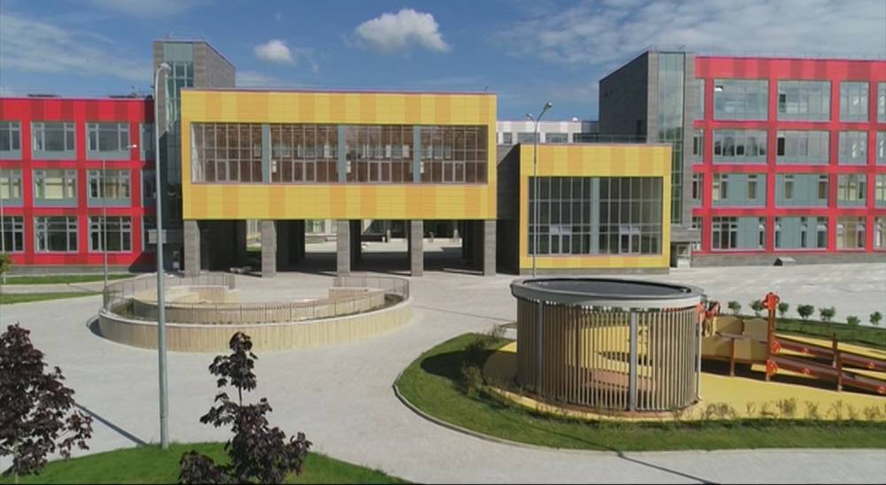 Собянин осмотрел новую школу в районе Северный
