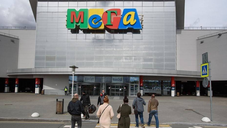В торговых центрах "Мега" откроют кинотеатры