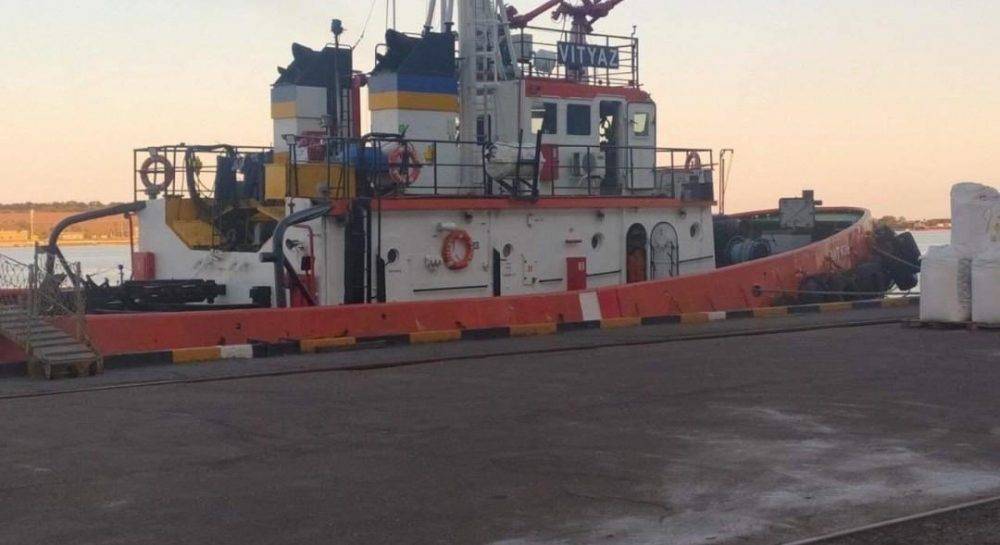 Буксир "Витязь" в порту "Южный" непригоден к работе и представляет угрозу для людей - СМИ