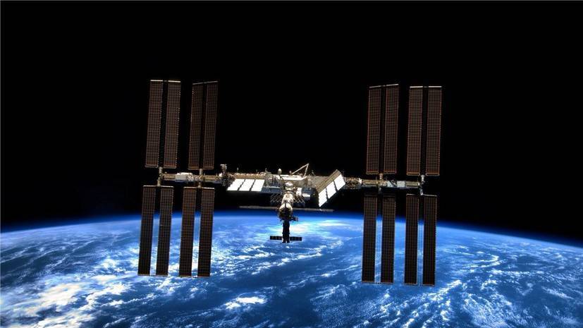 «Роскосмос» планирует отправить туристов к МКС в конце 2021 года