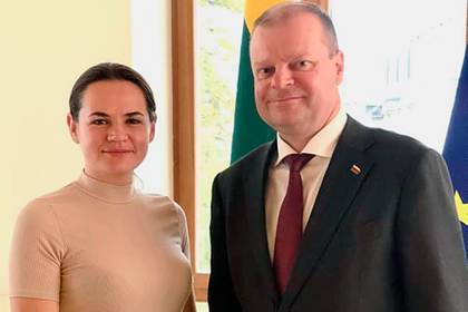 Премьер Литвы встретился с Тихановской