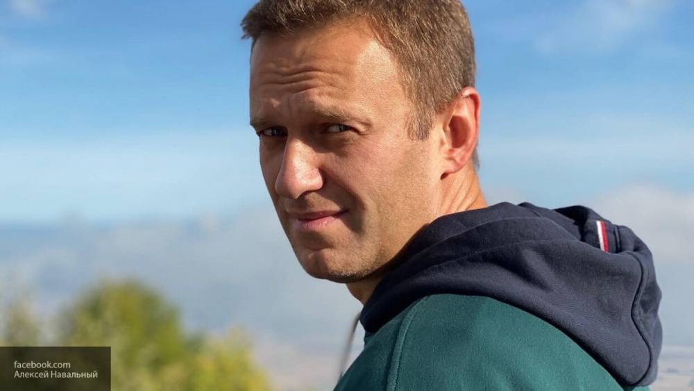 Директор Шуры прокомментировал версию отравления Навального наркотиками