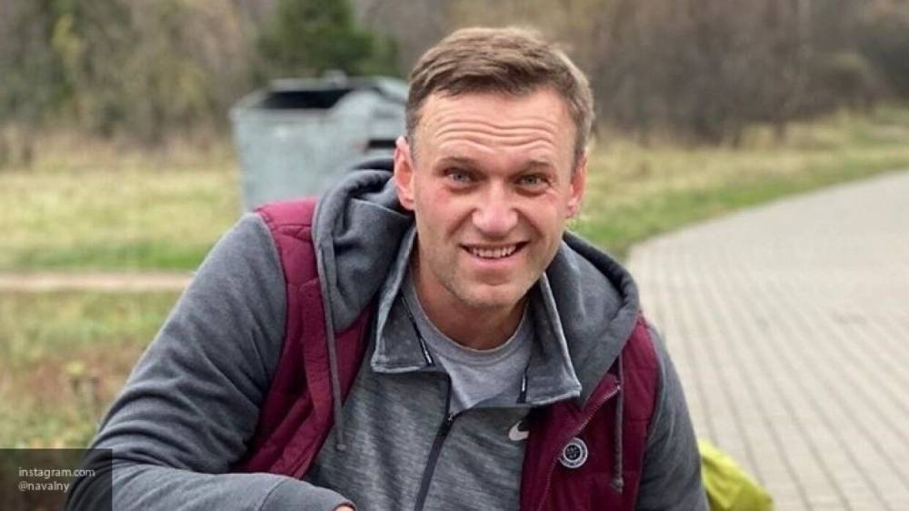 Врач-нарколог проанализировал странную мимику на последнем фото Навального
