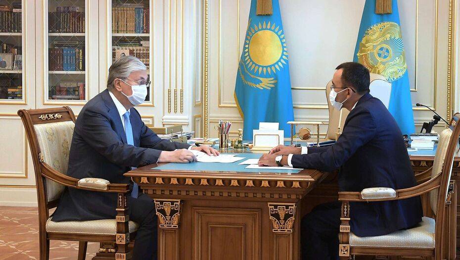 Токаев и Ашимбаев обсудили стратегию посткризисного развития Казахстана