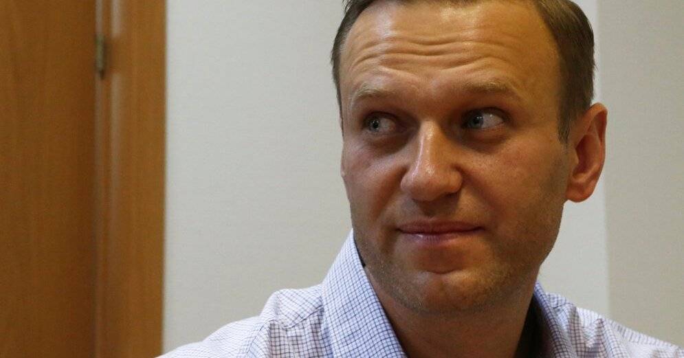 Навальный в коме. Врачи не разрешают вывозить его в Германию (дополнено в 15.28)