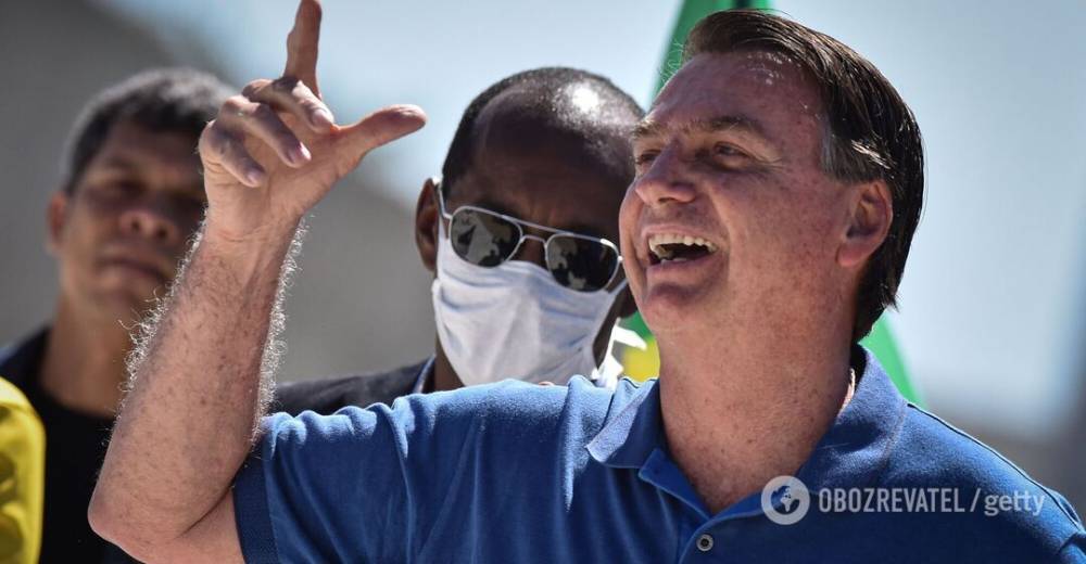 Президент Бразилии перепутал карлика с ребенком и поднял его на руки | Мир | OBOZREVATEL