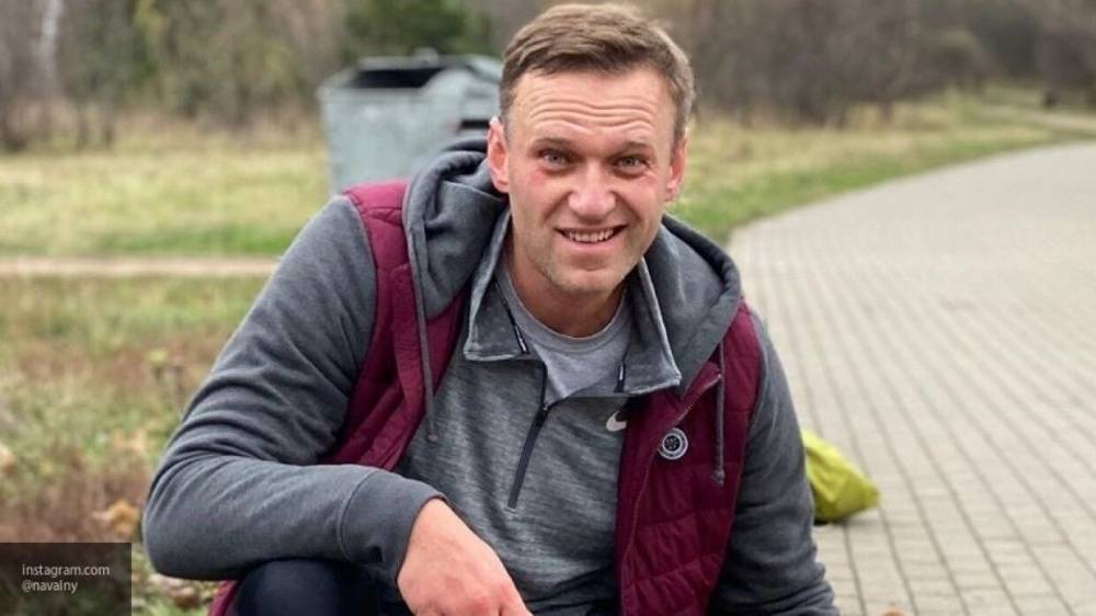 Видео с доставкой Навального в "Шарите" появилось в Сети