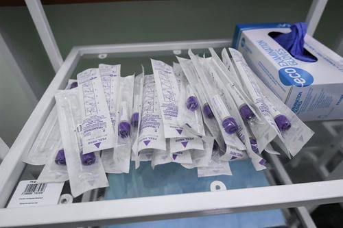 В Крыму за сутки зарегистрировано 52 новых случаев коронавируса COVID-19