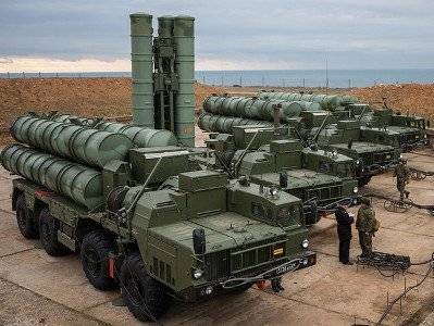 В ФСВТС опровергли информацию о контракте между РФ и Турцией по второму полку систем ПВО С-400