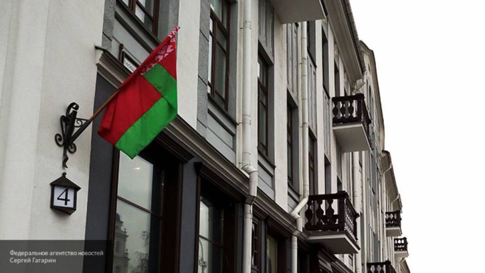 Эйсмонт сообщила о "своеобразном" штурме протестующими резиденции Лукашенко