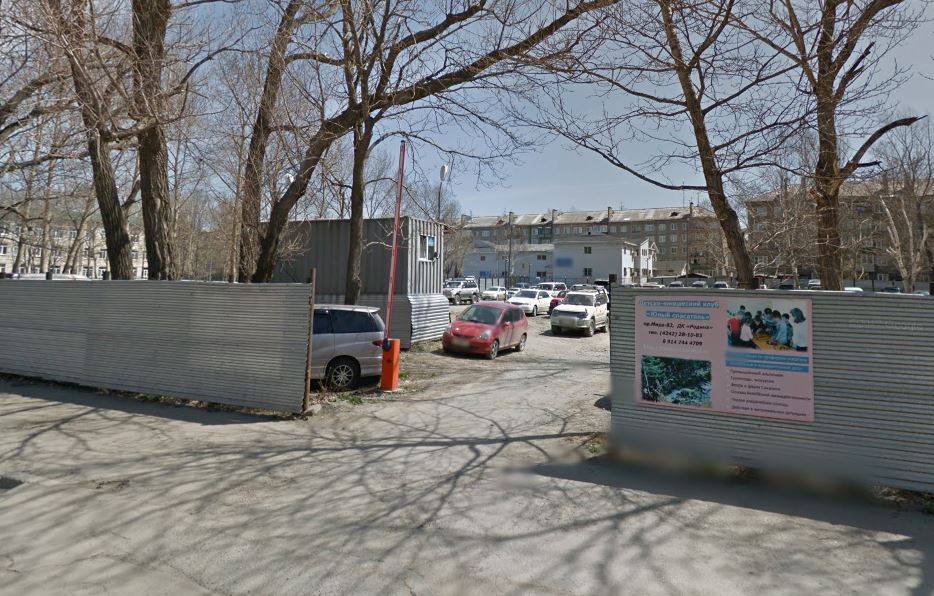 Депутаты предварительно согласились впихнуть многоэтажку вместо парковки в центр Южно-Сахалинска