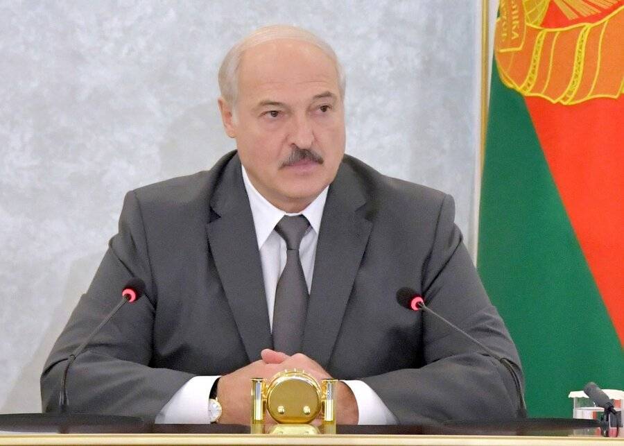 Кремль: Лукашенко рассказал Путину о мерах по нормализации обстановки в Белоруссии