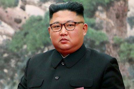 Лидер Северной Кореи впал в кому, — СМИ