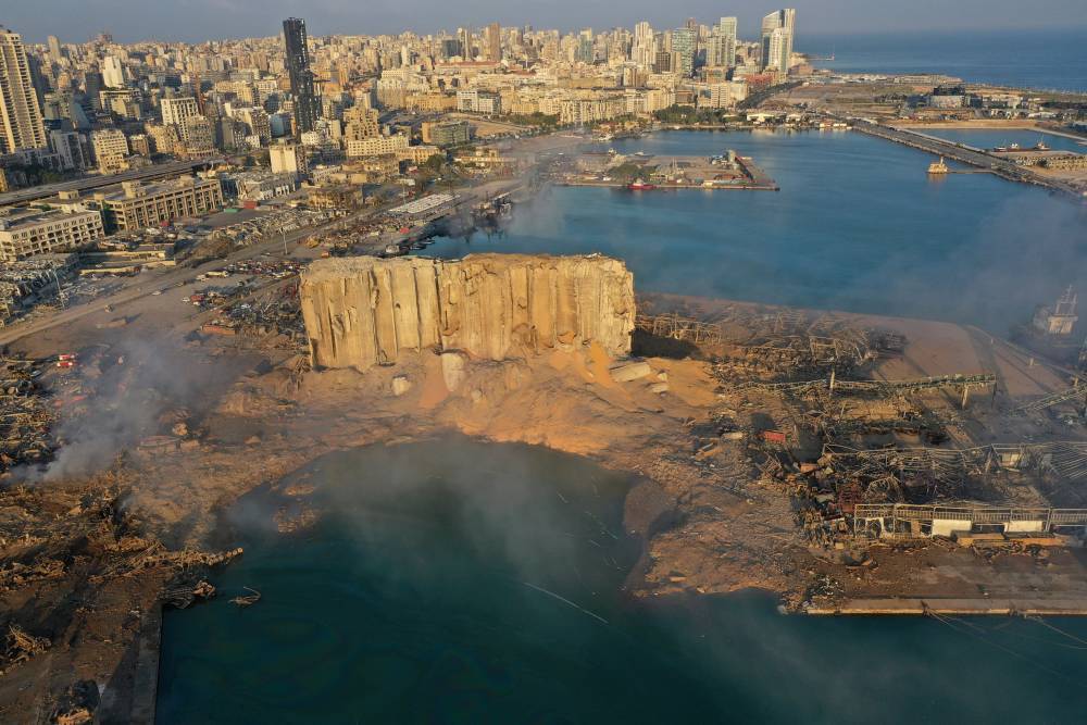 В порту Бейрута нашли почти 80 контейнеров с химикатами - Cursorinfo: главные новости Израиля