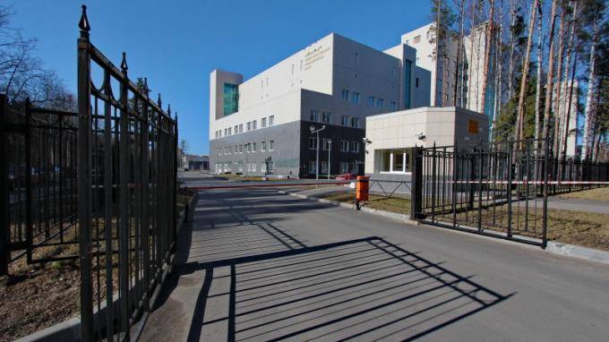 Определение строителя нового корпуса Петербургского онкоцентра отложено