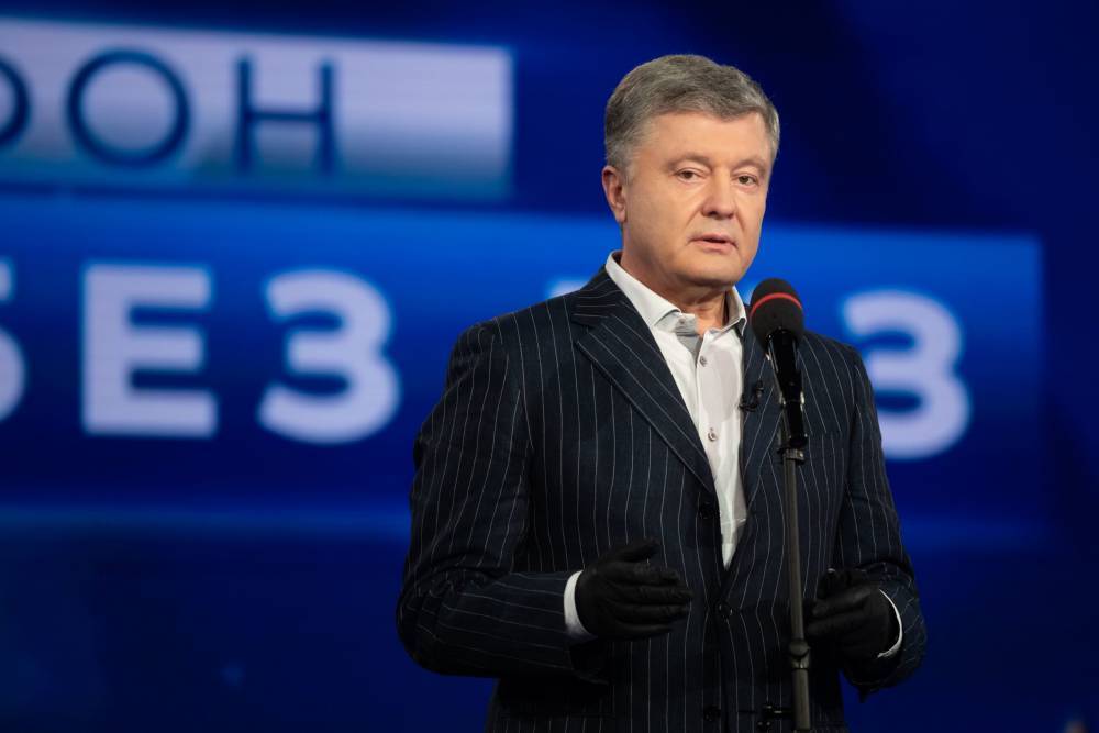 Украинская писательница сообщила о группе провокаторов, которые пришли на выступление Порошенко
