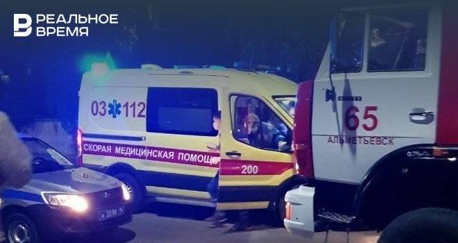 В Татарстане спасли мужчину из закрытого горящего гаража