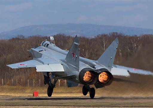 Александр Перенджиев назвал терроризмом полёты разведчиков НАТО у границ РФ