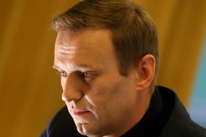 Спасали 44 часа: омские врачи Навального ответили на критику