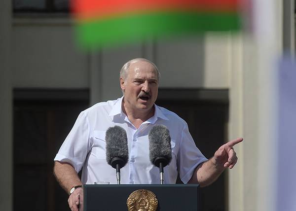 Лукашенко пообещал, что не отдаст Гродненскую область Польше