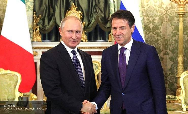 Путин обсудил ситуацию в Беларуси с премьер-министром Италии
