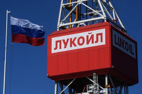 «Лукойл» во II квартале признал убыток в 39 млрд рублей от обесценения активов за рубежом