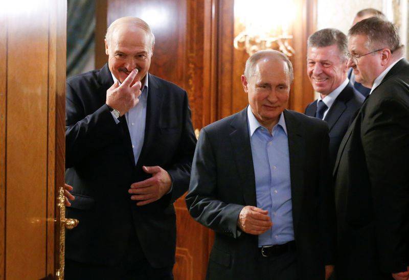 Лукашенко объявил о договоренности с Путиным рефинансировать долг Белоруссии перед РФ на $1 млрд