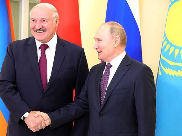 Лукашенко договорился с Путиным о реструктуризации долга на $1 млрд и пообещал, что дефолта не будет