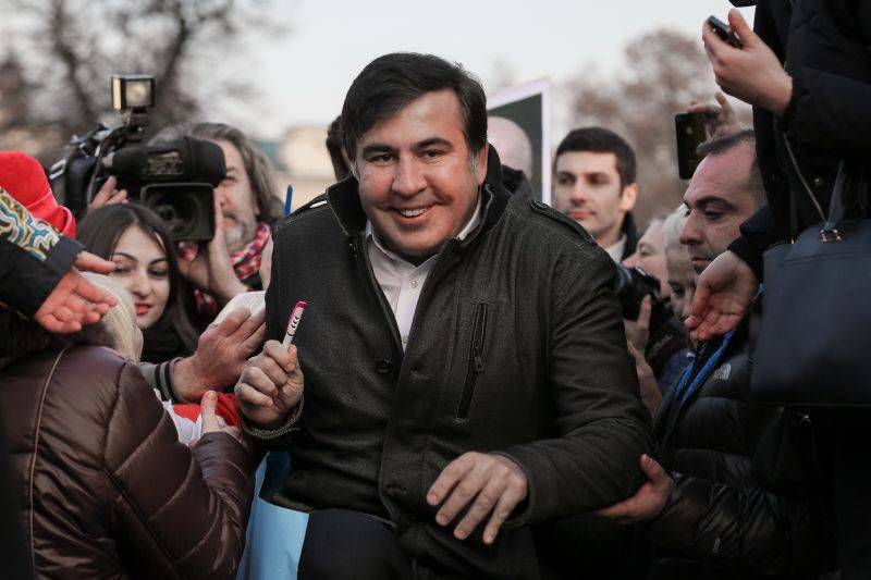 Решил напомнить о себе: почему Саакашвили собрался в Грузию