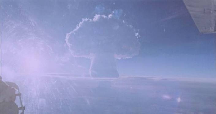 Испытания "Царь-бомбы": обнародованы кадры самого мощного взрыва в истории
