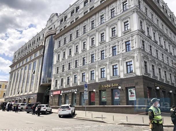 Захватчик банка в Киеве озвучил свое требование