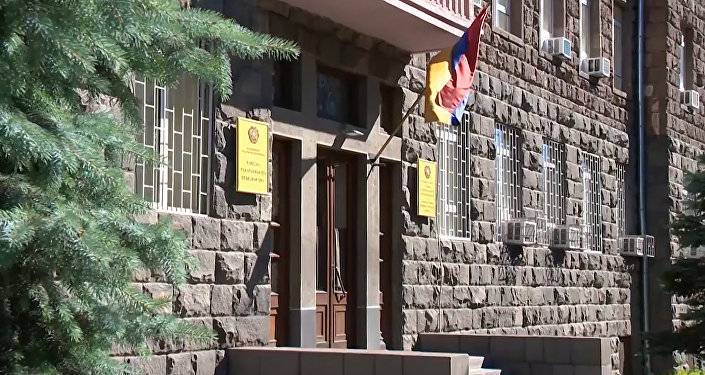 Директор школы в армянском селе Гандзак прикарманил бюджетные миллионы - СНБ