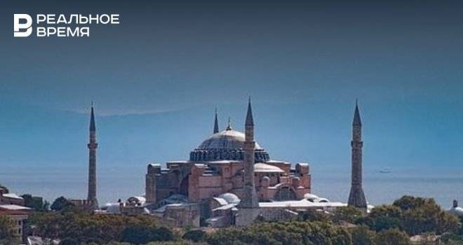 В соборе Святой Софии в Турции развернули флаг «Талибана»