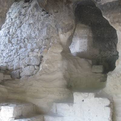 В неисследованной пещере в Абхазии погиб российский спелеолог