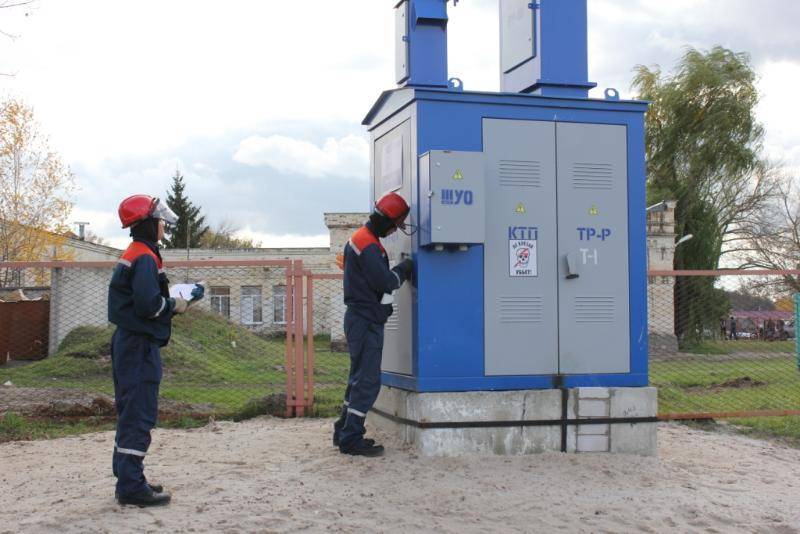 Специалисты «Россети Центр» проверили энергообъекты возле учебных заведений Воронежской области