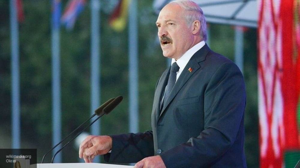 Лукашенко начал выступление с посланием к народу и парламенту Белоруссии