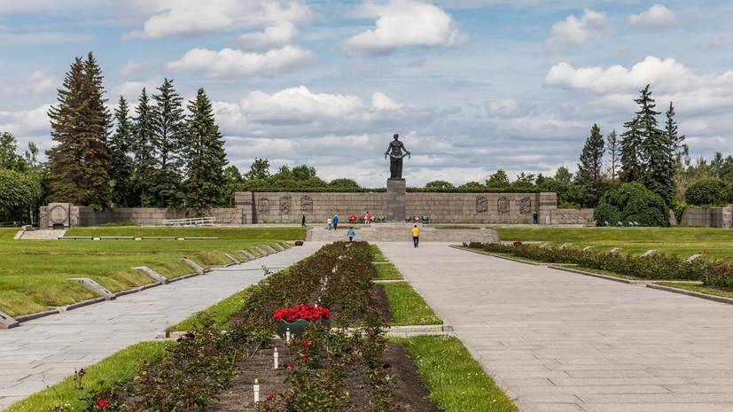 Директор Пискарёвского мемориального кладбища рассказал о планах по развитию