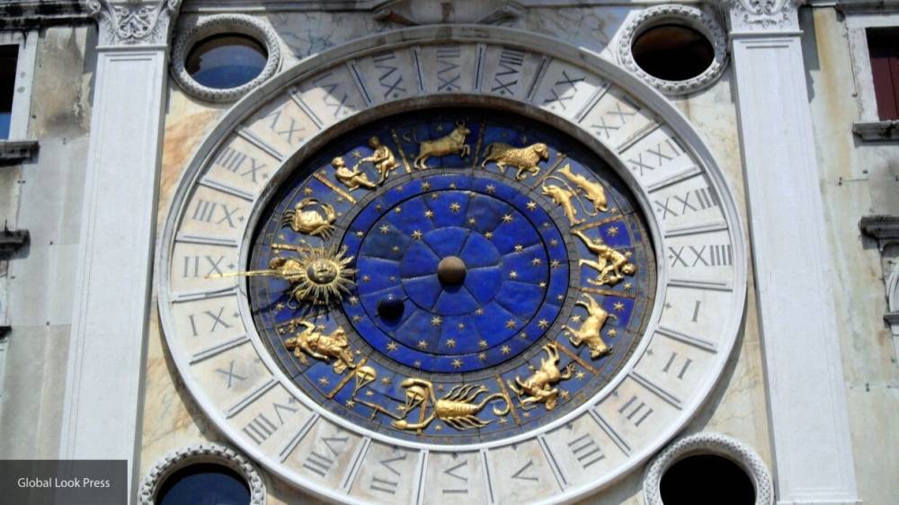 Астролог составил любовный гороскоп для знаков Зодиака