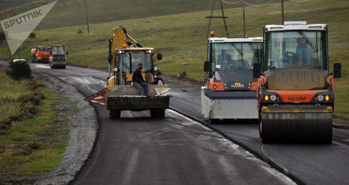 В Армении ремонтируют дорогу в Иран: Пашинян выложил видео