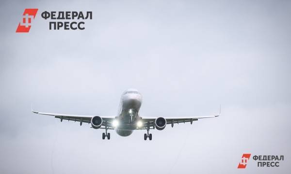 Самолет ssj-100 подал сигнал тревоги в Москве