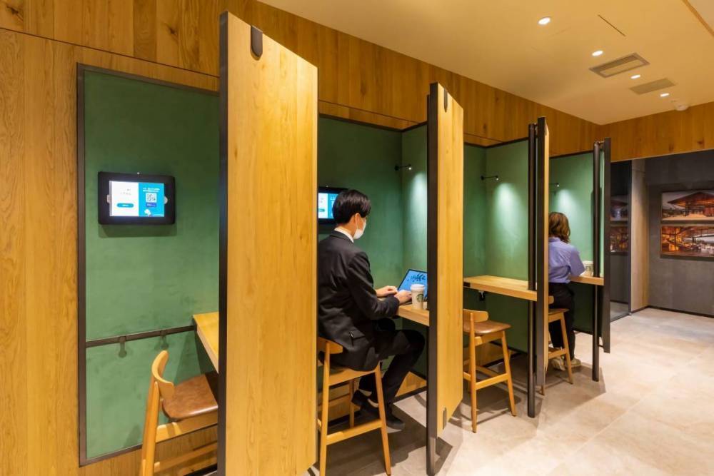 Starbucks в Японии удивила новым дизайном одного из кафе