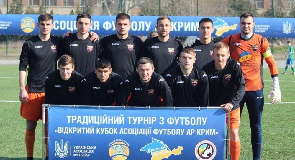 Автобус с футболистами украинского клуба загорелся по пути на матч