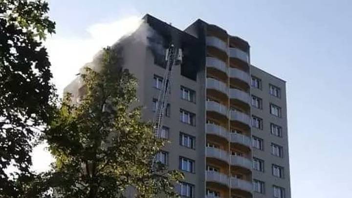 Пожар в чешском Богумине: шесть человек сгорели, пять – разбились