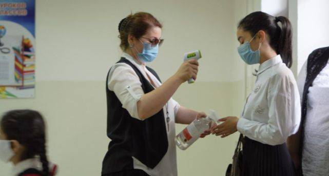 Минздрав: в Таджикистане нет нехватки тестов на коронавирус