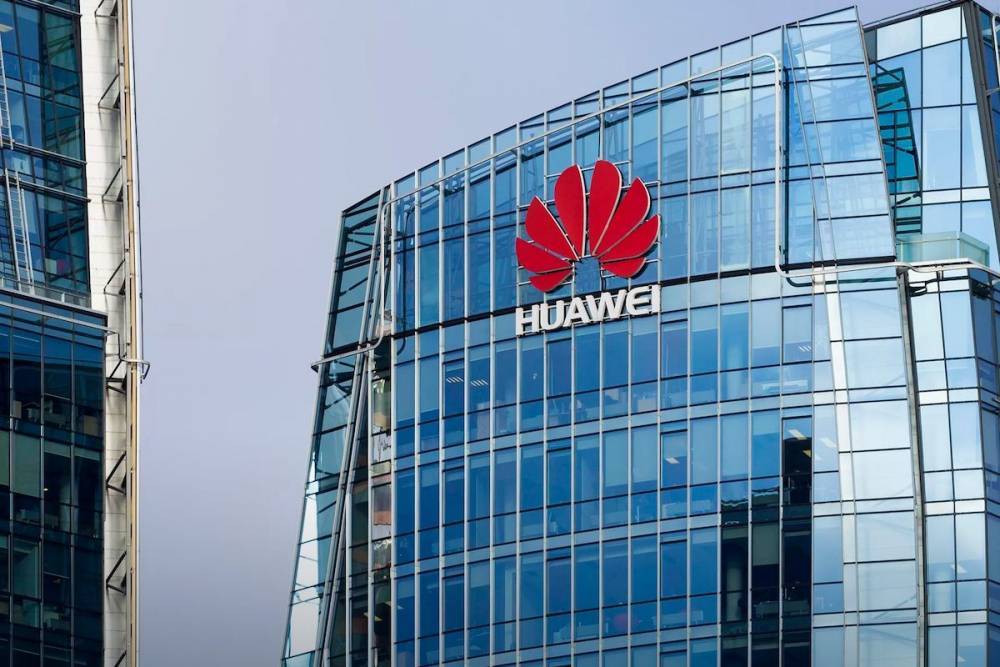 Стало известно, когда Huawei выпустит смартфоны на собственной операционной системе