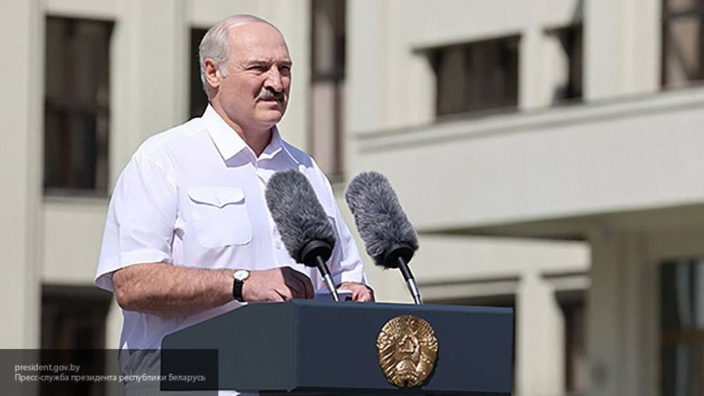 Лукашенко примет меры против вошедших в Координационный совет оппозиции