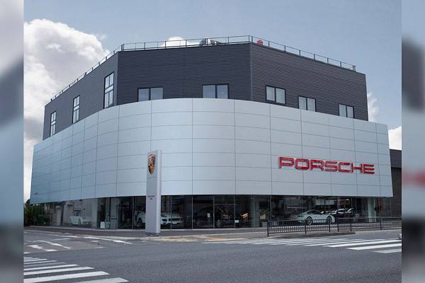 Старейший дилер Porsche в Японии обанкротился